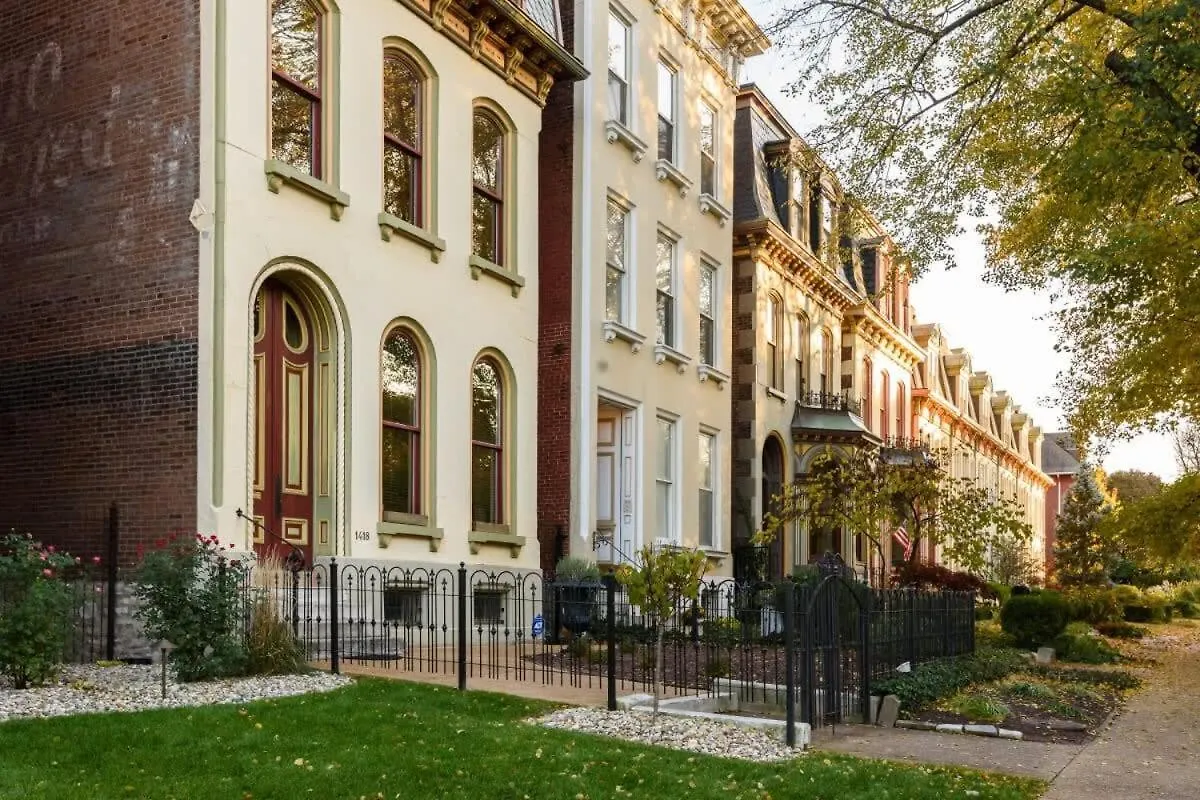 1 Bedroom Apt 3 Miles To Botanical Gardens Saint Louis Apartment